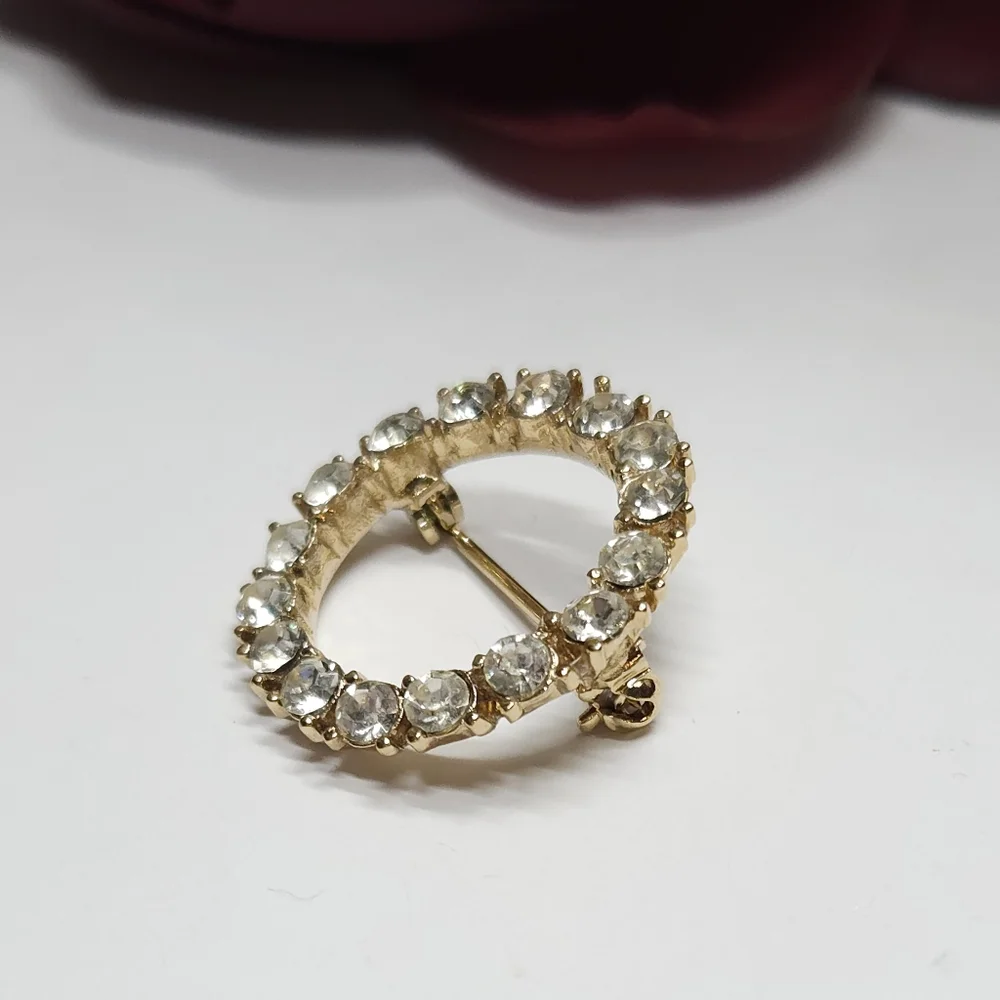 Vintage Gold Plated Crystal Open Circle Brooch
